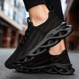 Men's Hole Light Sneaker